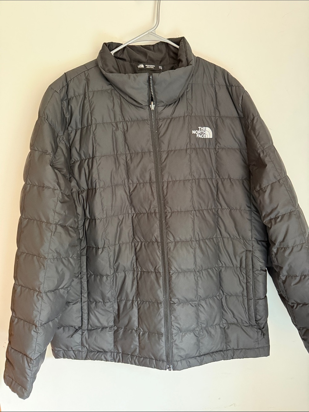 Men’s black North Face jacket sz XXL
